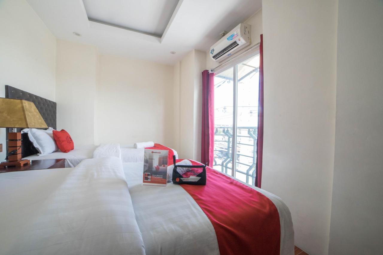 เรดดอร์ซ พลัส แอท บาลิบาโก อังเคเลสซิตี้ Hotel อังเฮเลส ภายนอก รูปภาพ